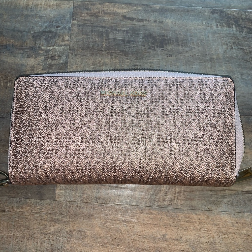 Michael Kors Continental Wristlet Wallet Rose Gold